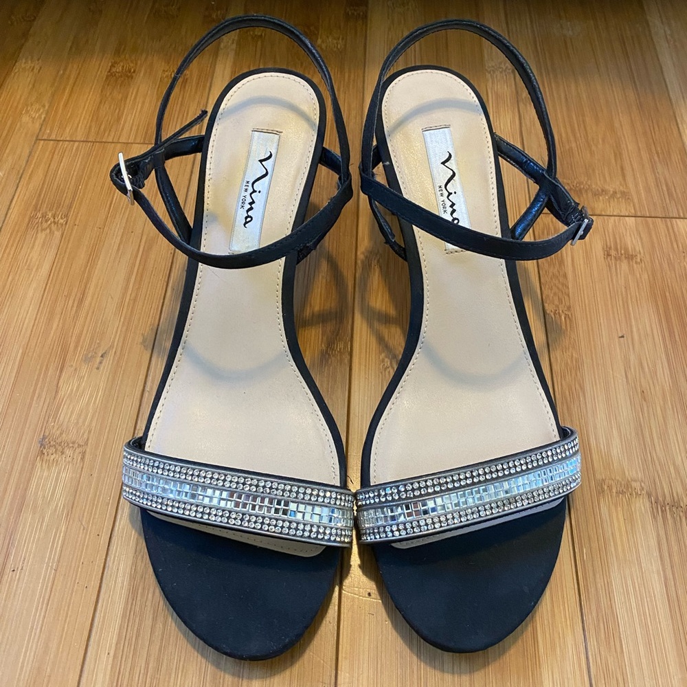Nina New York Black and Silver Accent Heels, Size 10